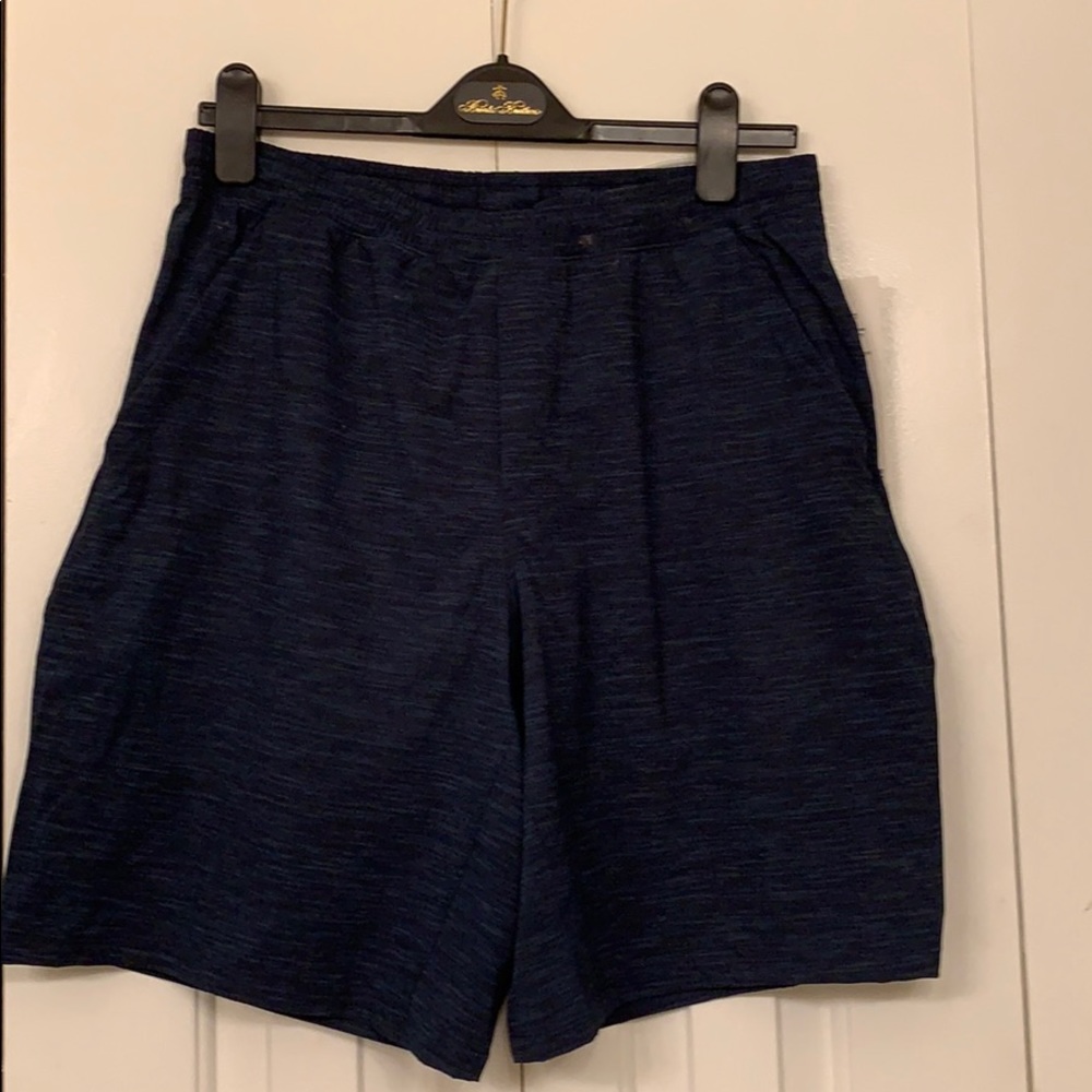 Lululemon pace breaker short 9in lined.